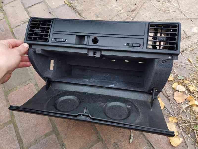 Kastlík BMW E36 Cabrio  - foto 2