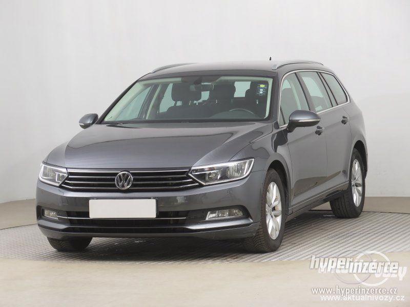 Volkswagen Passat 2.0, nafta, RV 2015 - foto 5