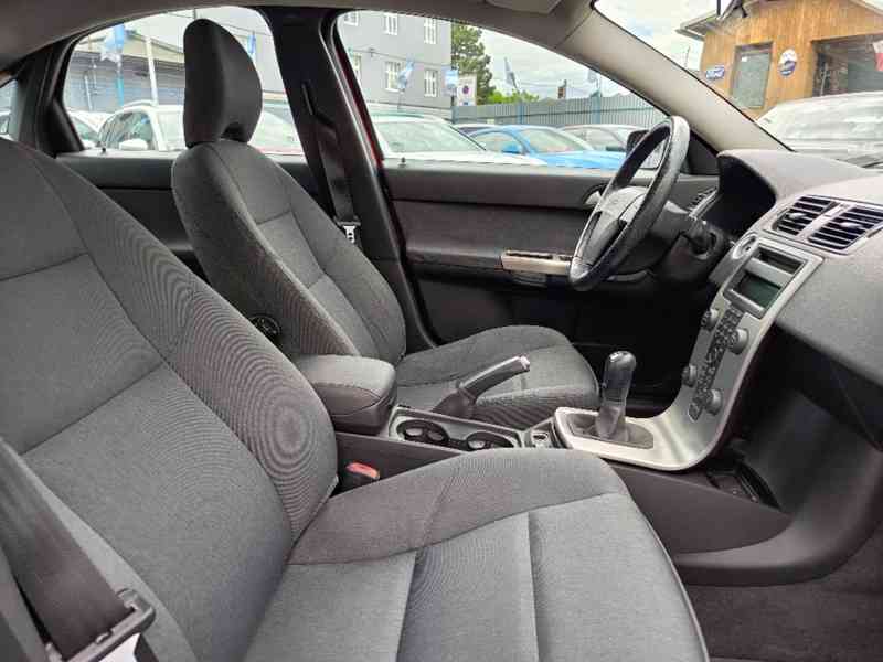 VOLVO S40 1,8i 16V - foto 11