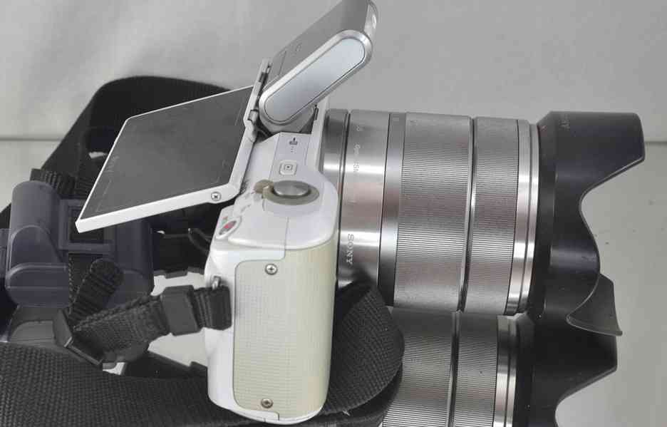 Sony NEX-3 +18-55 mm f/3,5-5,6 OSS *HDV 34200 Exp. - foto 6
