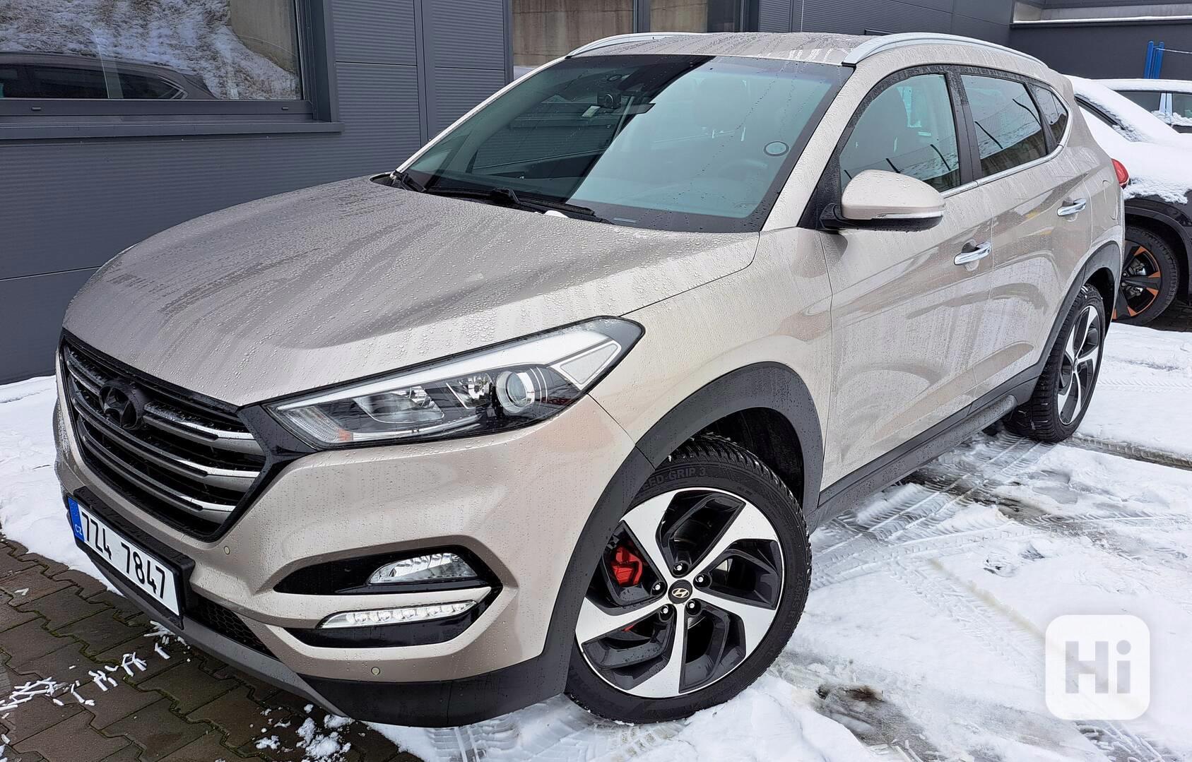 Hyundai Tucson, Navigace, kůže,kamera, Alu 19", 130 000 km - foto 1