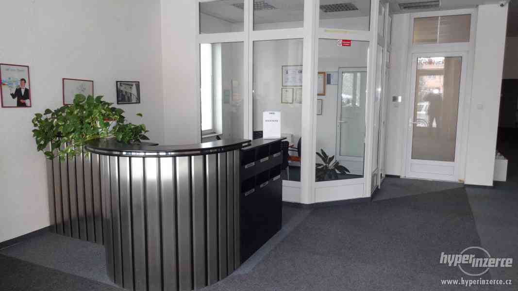 Pronájem samostatného objektu v Praha 4 Modřanech, 1800m2 - foto 2