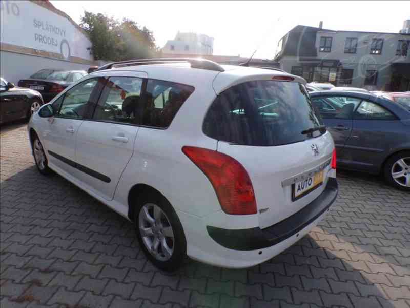 Peugeot 308 1,6 HDI - foto 3