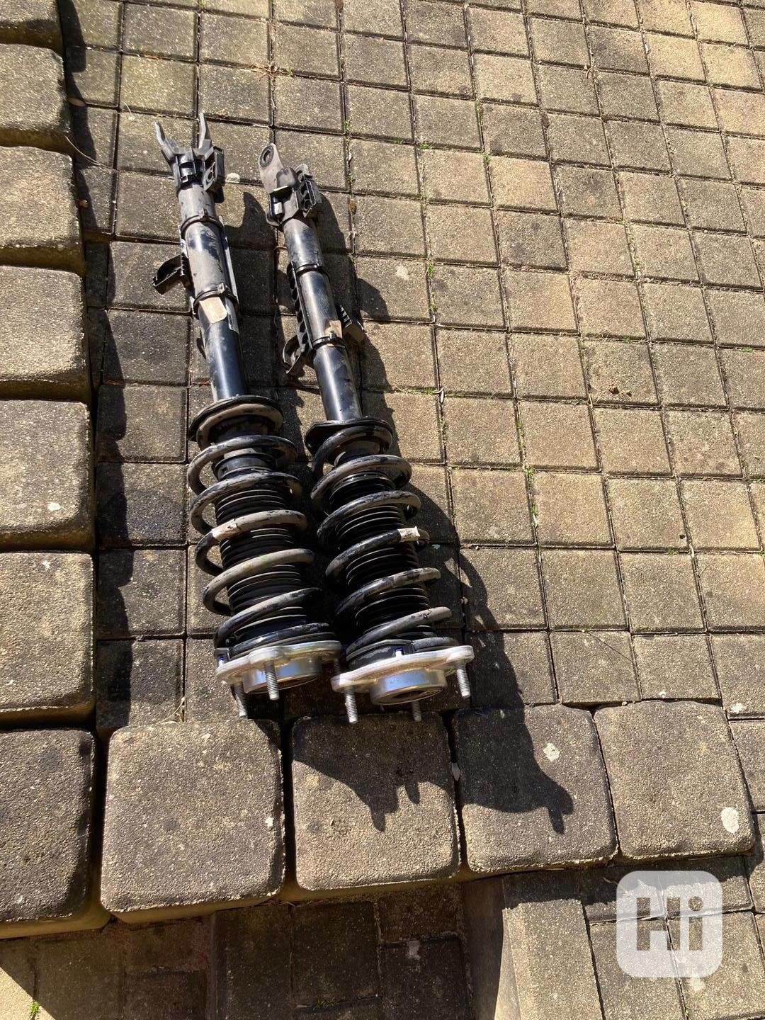 Tlumiče Mercedes W206 - foto 1