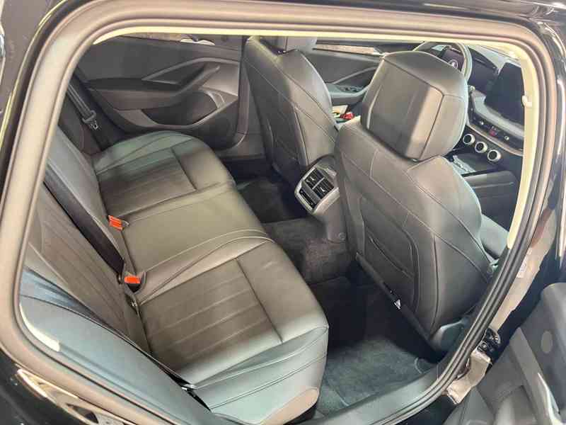 ŠKODA SUPERB - foto 8