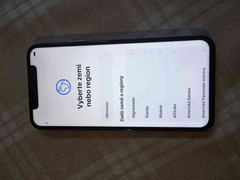 Mobilní telefon iPhone X 256 GB - foto 2