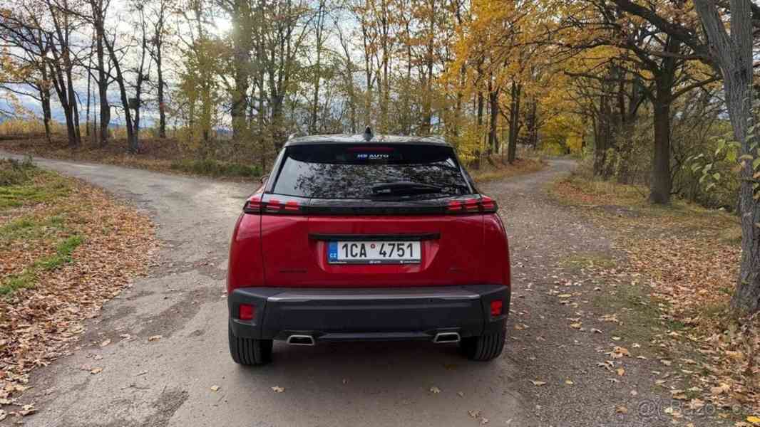 Peugeot 2008 1,2   PureTech GT EAT8 96 kW - foto 6