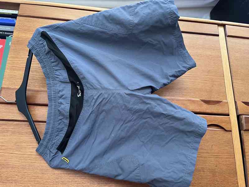 Cyklistický dres a šortky - foto 7