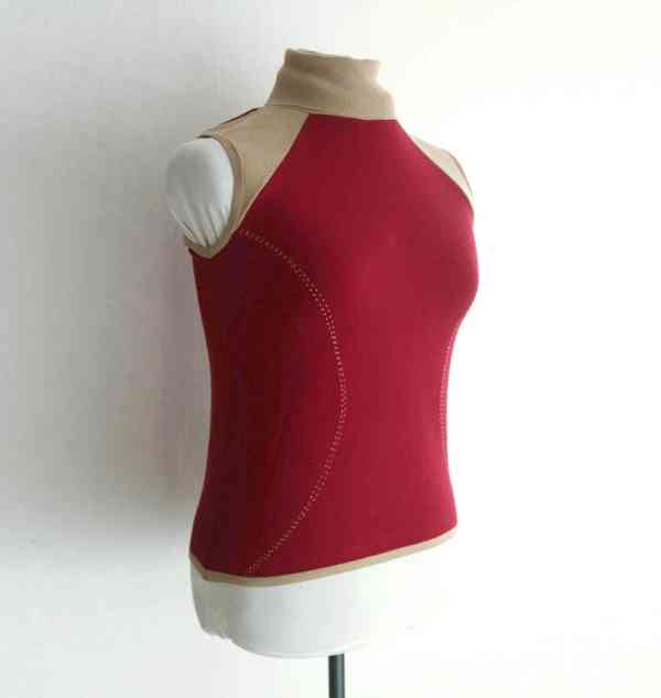 Rolák bez rukávů s ozdobným štepováním, vel.M-L - foto 4