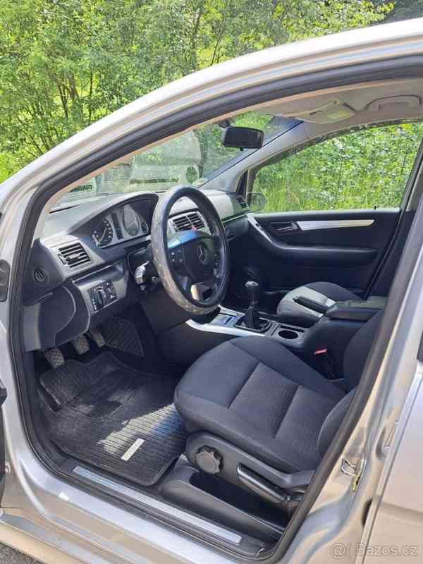 Mercedes-Benz w245 B170 Benzín - foto 9