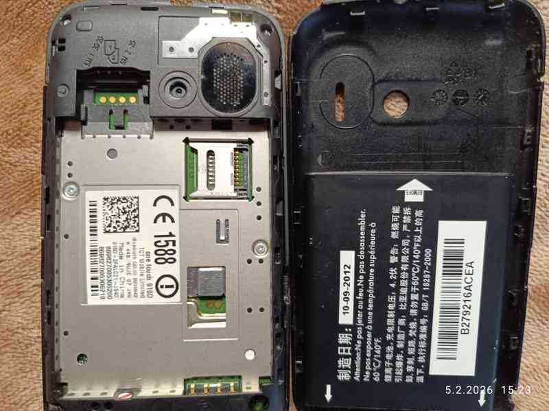 Prodám mobil ALCATEL OT-918D černý dotekový - foto 10