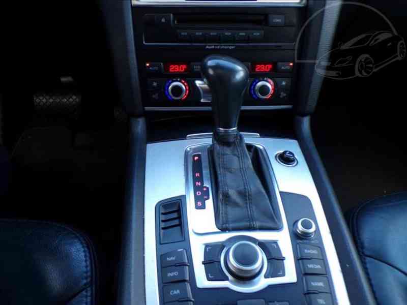 Audi Q7 3,0 TDI N1G,V6,4X4,AUTOMAT - foto 8