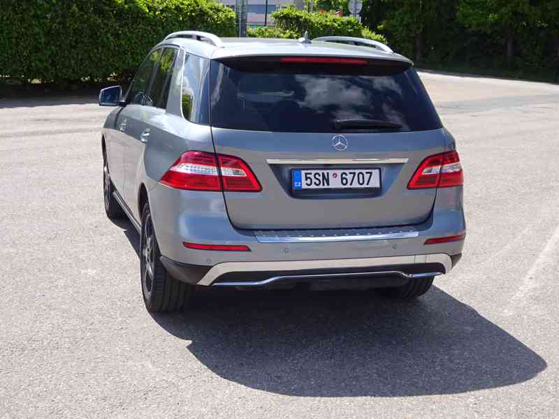 Mercedes Benz ML 350 CDI Bletec 4Matic r.v.2013 - foto 4