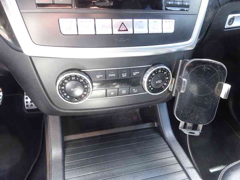 Mercedes Benz ML 350 CDI Bletec 4Matic r.v.2013 - foto 9