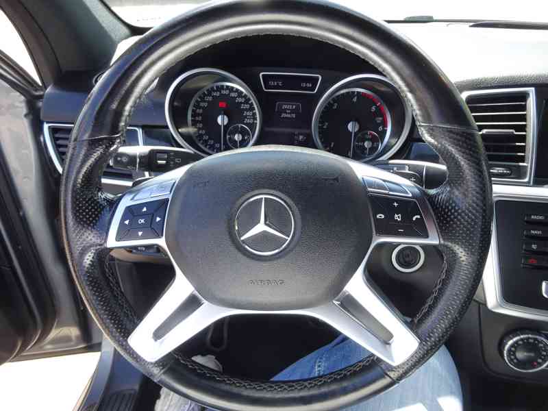Mercedes Benz ML 350 CDI Bletec 4Matic r.v.2013 - foto 11