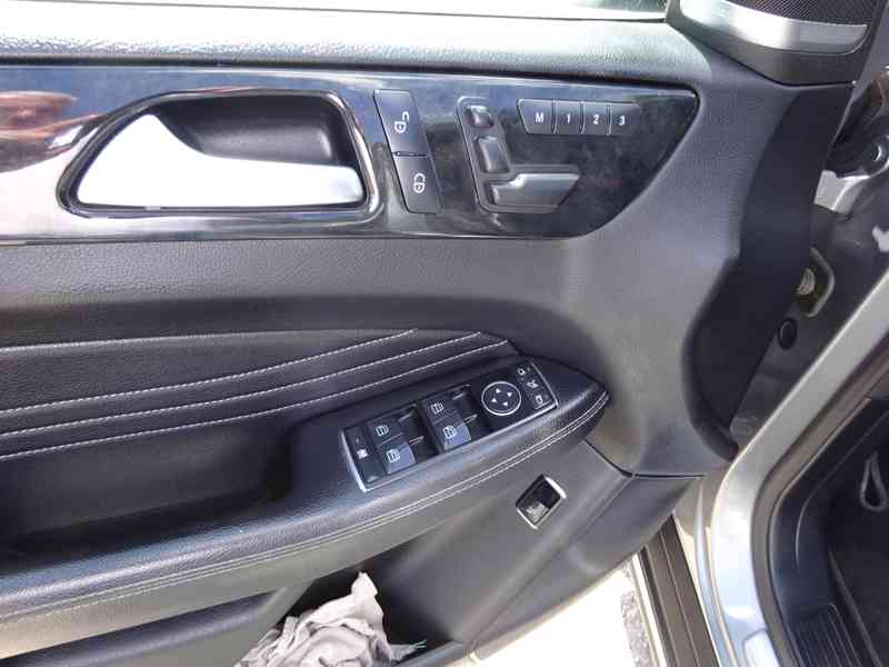 Mercedes Benz ML 350 CDI Bletec 4Matic r.v.2013 - foto 6