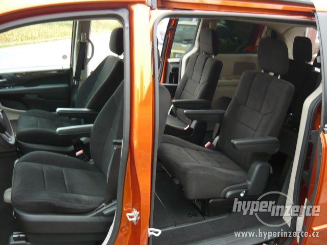 Dodge Grand Caravan 3,6 VVT 211KW Stown Go TOP 2011  AKCE !! - foto 10