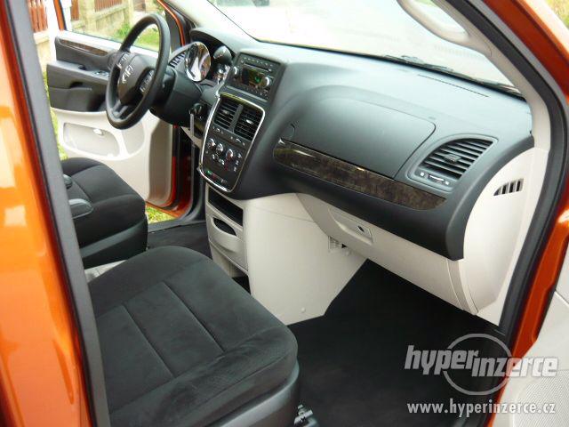 Dodge Grand Caravan 3,6 VVT 211KW Stown Go TOP 2011  AKCE !! - foto 13