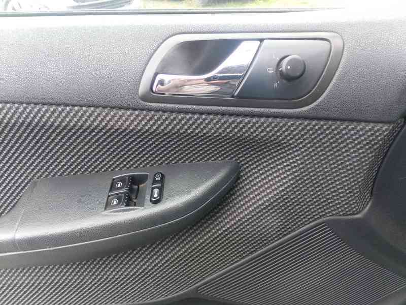 Prodám Škoda Fabia Combi 1.2 12V, - foto 9