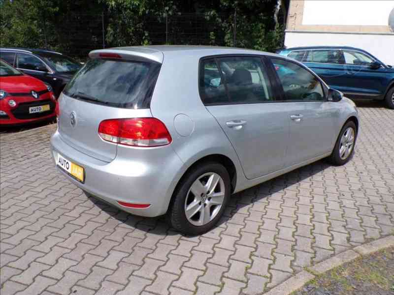 Volkswagen Golf 1,4 16V COMFORT - foto 3