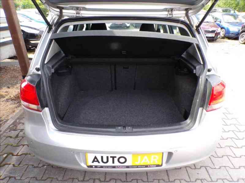 Volkswagen Golf 1,4 16V COMFORT - foto 11