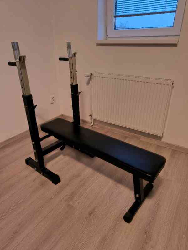 Posilovací lavice + činky - foto 2