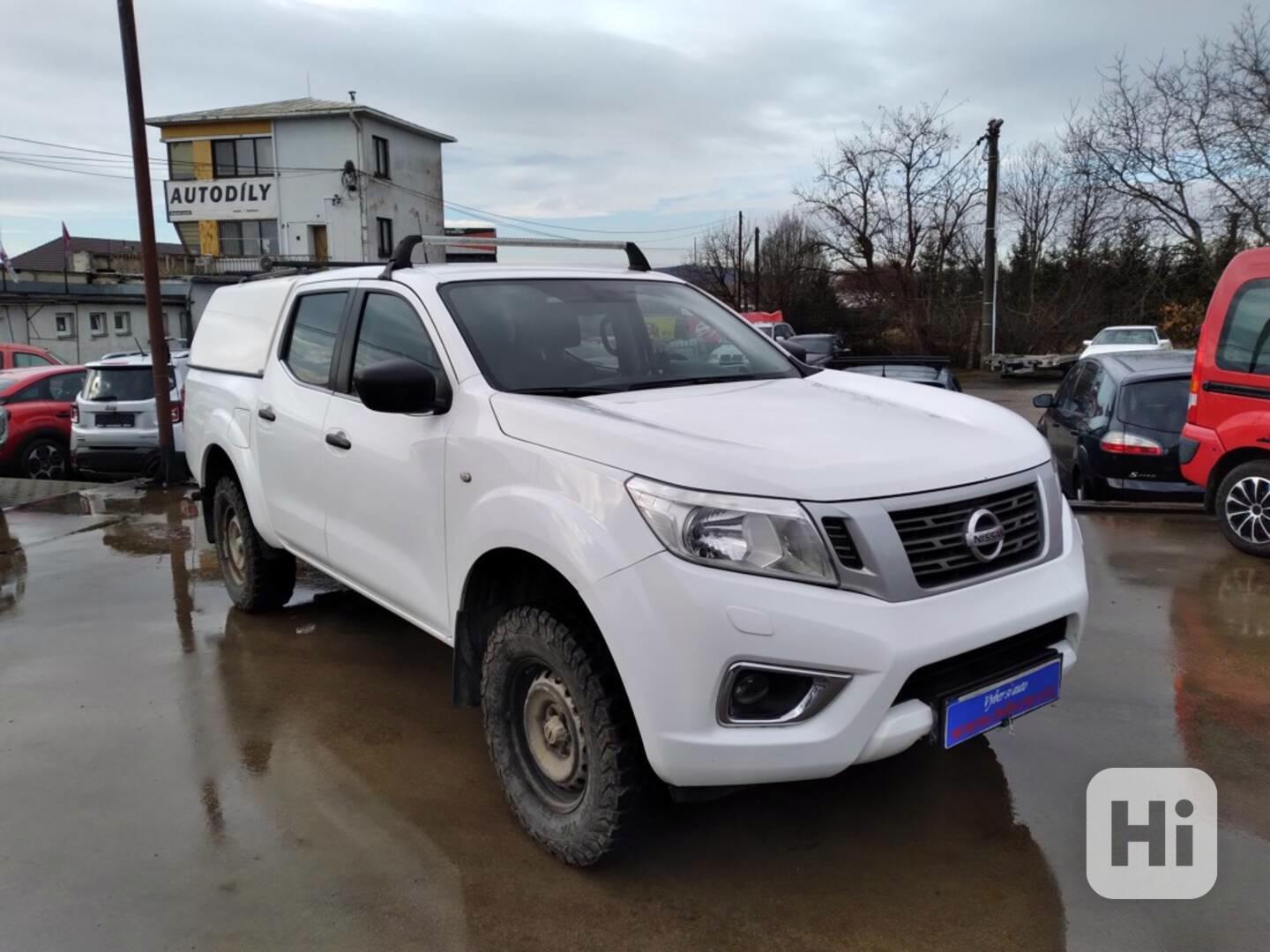 NISSAN NAVARA 2.3 dCi 4x4 120kW ČR,SERVISKA,MANUÁL - foto 1