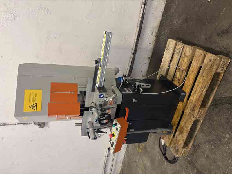 elumatec KS 101/23 Klínová a vyřezávací pila  - foto 3