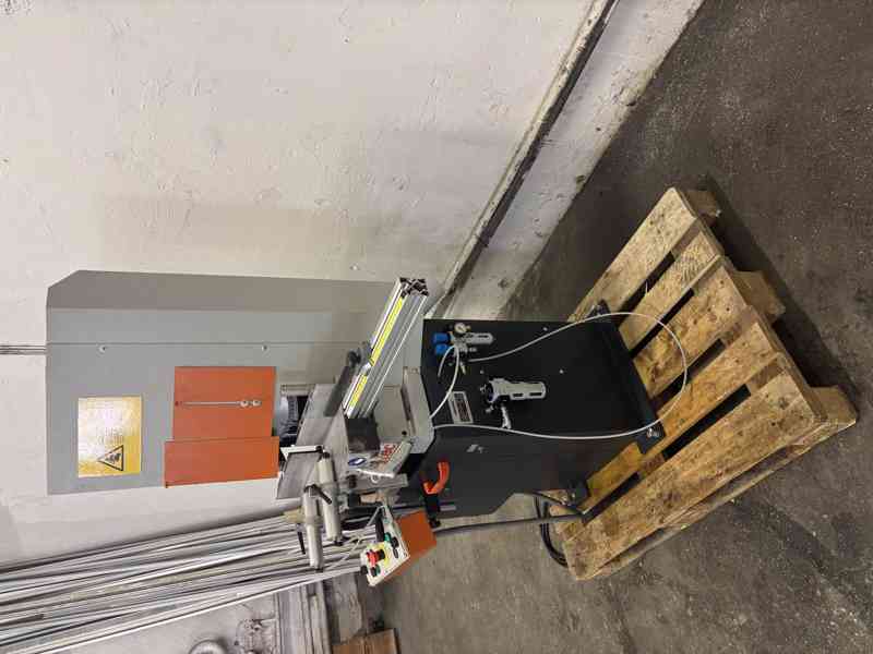 elumatec KS 101/23 Klínová a vyřezávací pila  - foto 4