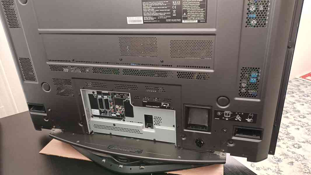TV Panasonic 42" - foto 2