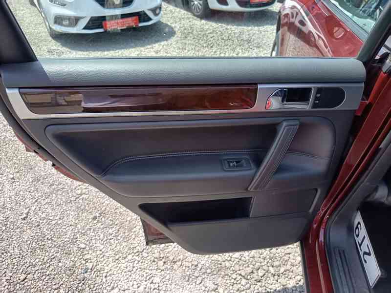 VOLKSWAGEN Touareg 2,5TDI ČR 1 majitel  - foto 18