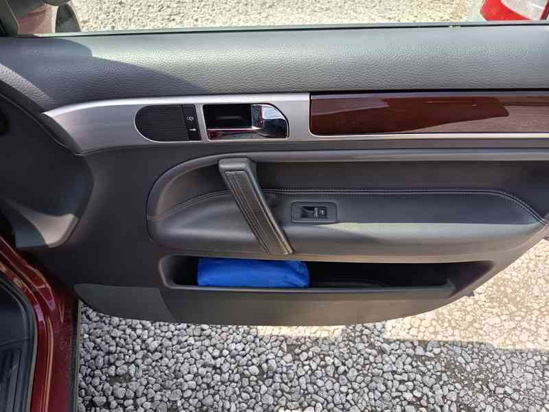 VOLKSWAGEN Touareg 2,5TDI ČR 1 majitel  - foto 15