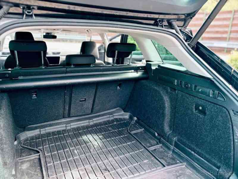 Škoda Superb 2,0   III Combi Style 4x4  TDI 140kW - foto 16