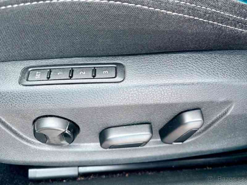 Škoda Superb 2,0   III Combi Style 4x4  TDI 140kW - foto 14