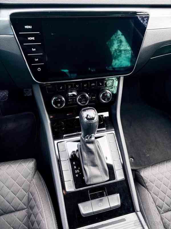 Škoda Superb 2,0   III Combi Style 4x4  TDI 140kW - foto 17