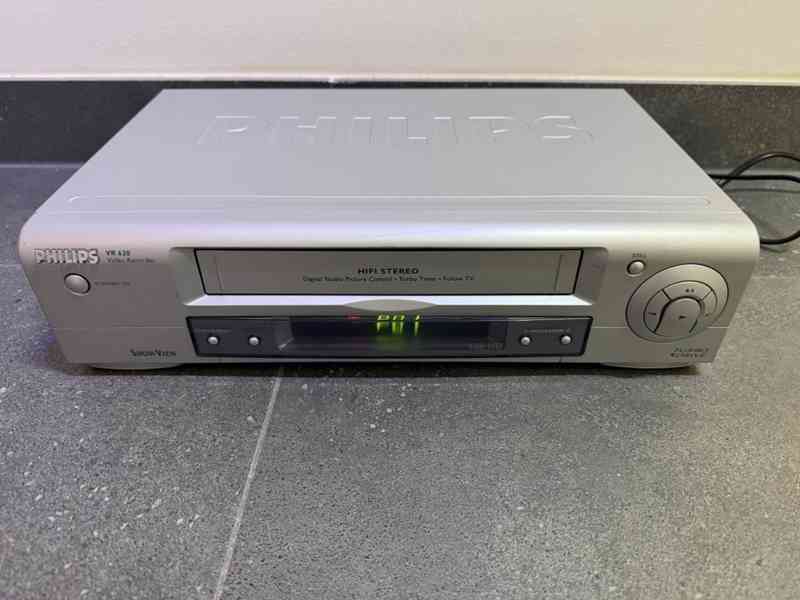 Málo používaný videorekordér PHILIPS VR630 - foto 2