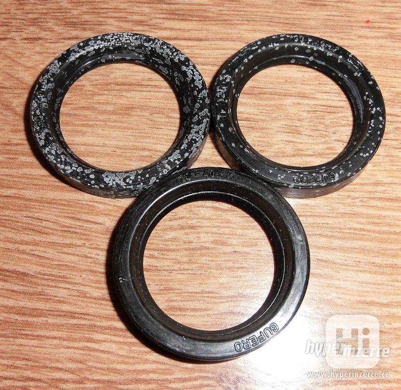 3x gufero 30x40x7 - foto 1