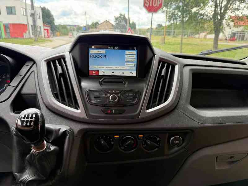 Ford Transit - foto 8