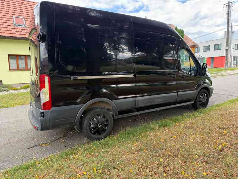 Ford Transit - foto 3