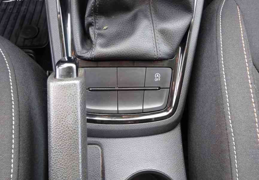 Škoda Scala 1.0 TSI r.v.2019 (81 kw) el.serviska ČR - foto 11