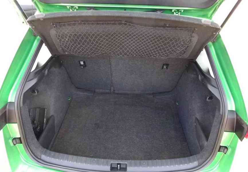 Škoda Scala 1.0 TSI r.v.2019 (81 kw) el.serviska ČR - foto 17