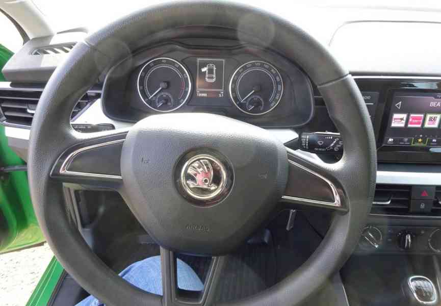 Škoda Scala 1.0 TSI r.v.2019 (81 kw) el.serviska ČR - foto 12