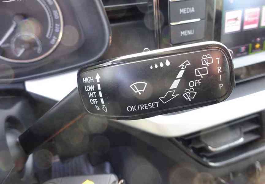 Škoda Scala 1.0 TSI r.v.2019 (81 kw) el.serviska ČR - foto 14