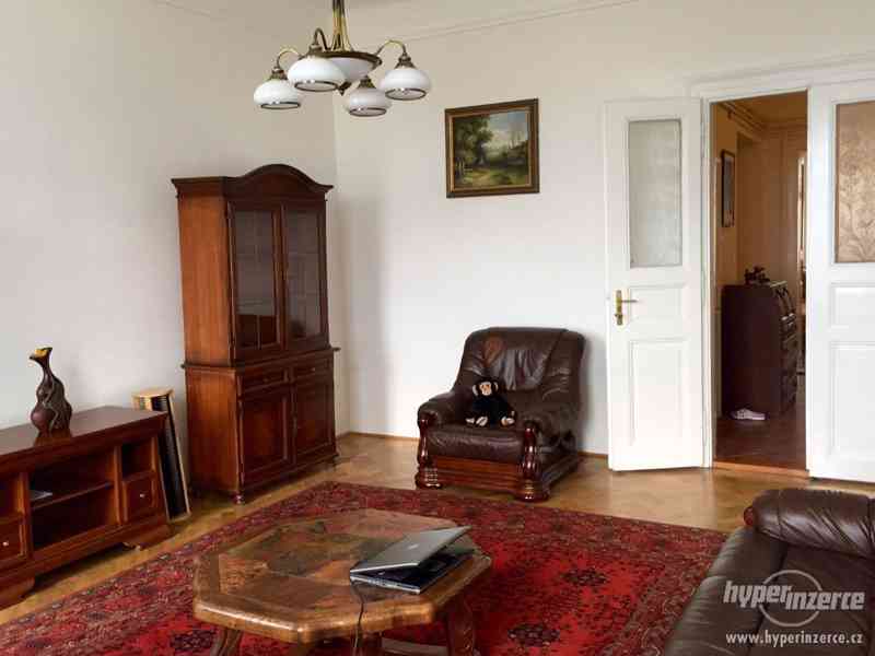 Pronájem bytu 3+1 115 m² Praha 2 - foto 5
