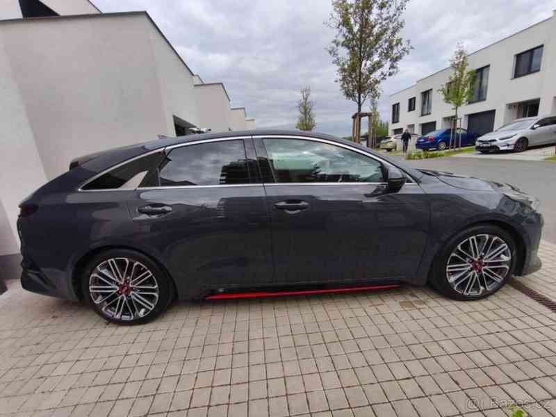 Kia ProCeed 1,6   GT | TOP výbava | Tažné | - foto 9