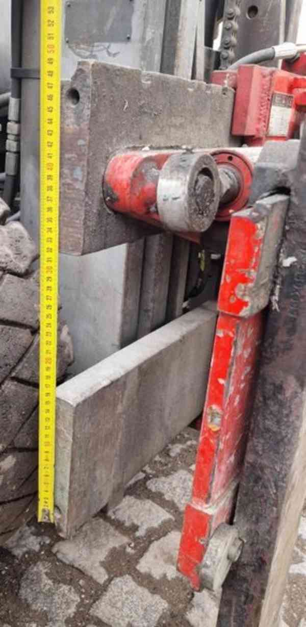 Otočné zařízení na vysokozdvižné vozíky  - foto 4