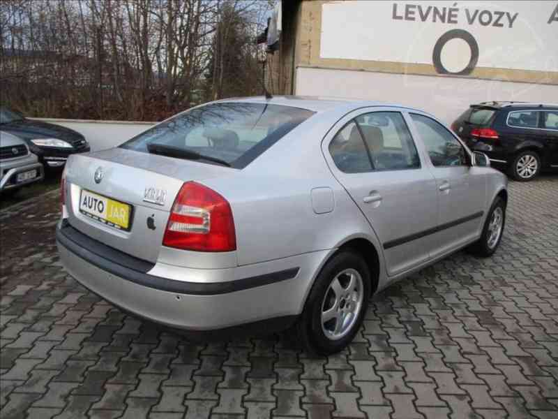 Škoda Octavia 2,0 TDI TAŽNÉ ZAŘÍZENÍ - foto 4