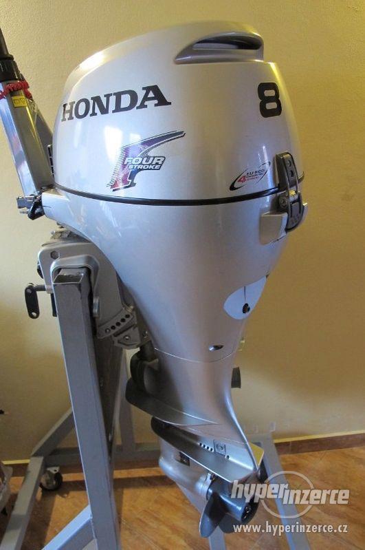 Lodní motor Honda 8hp - foto 2