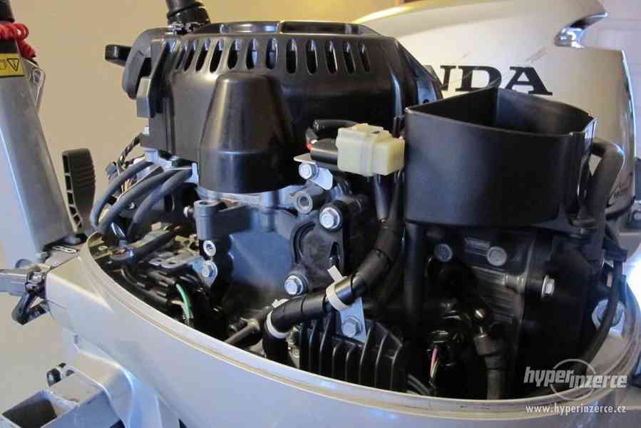Lodní motor Honda 8hp - foto 3