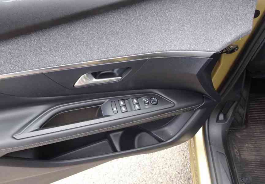 Peugeot 3008, 1.2 PureTech r.v.-2017(96 kw) serv. - foto 6
